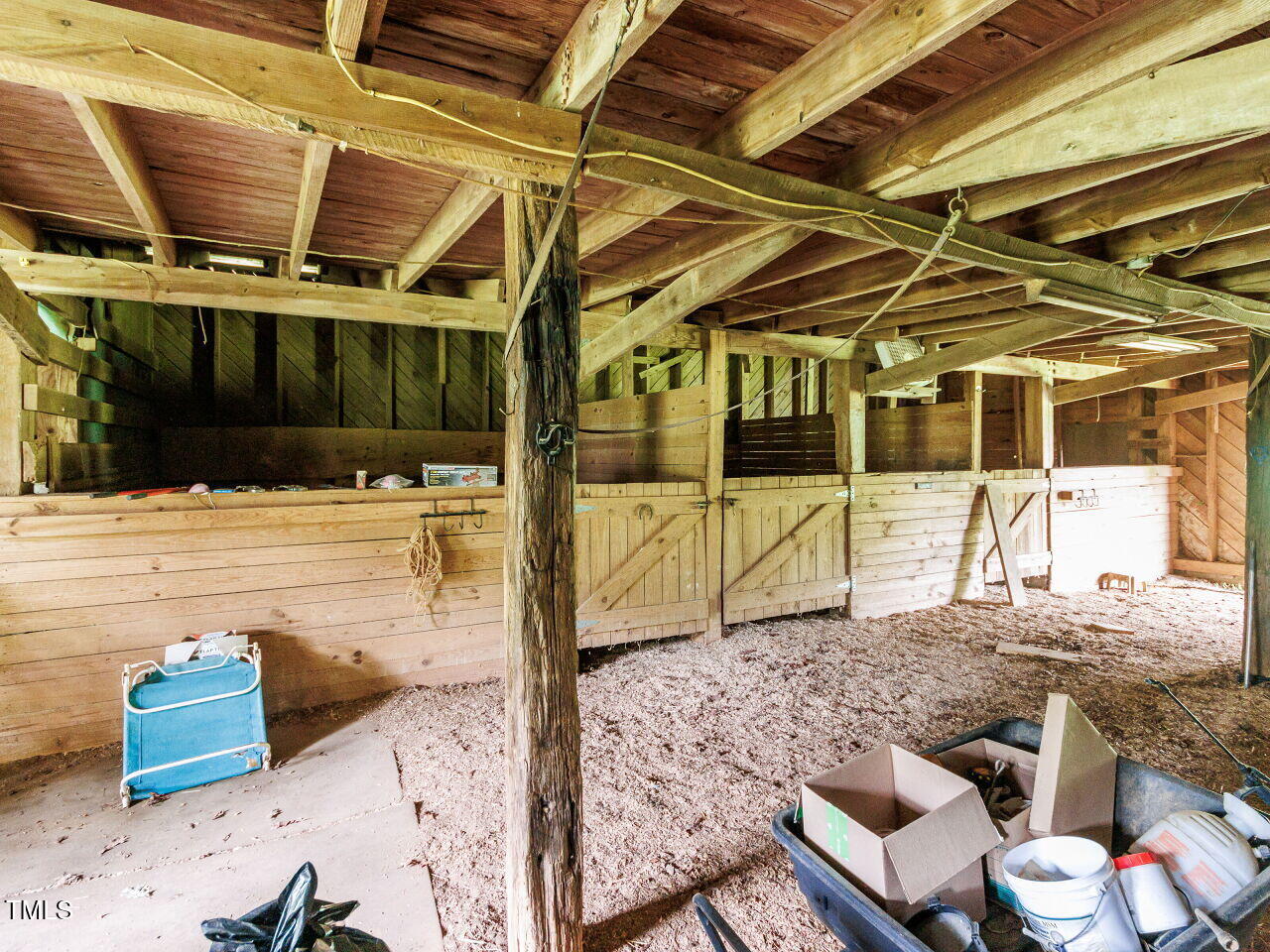 701 Rand Road Garner, NC 27529 - Photo 39 of 59 039-1280x960-barn