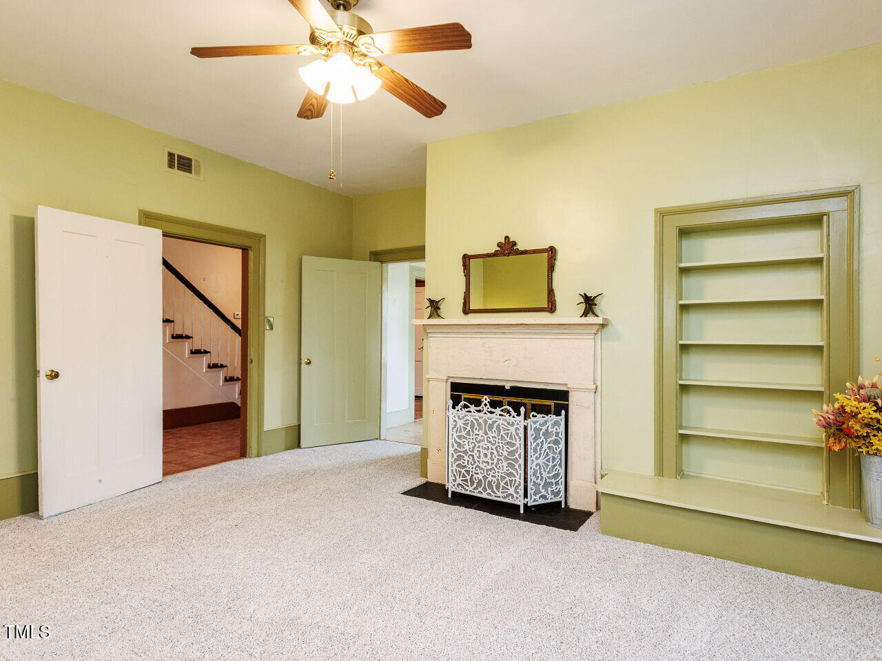 701 Rand Road Garner, NC 27529 - Photo 6 of 59 006-1280x960-living-room