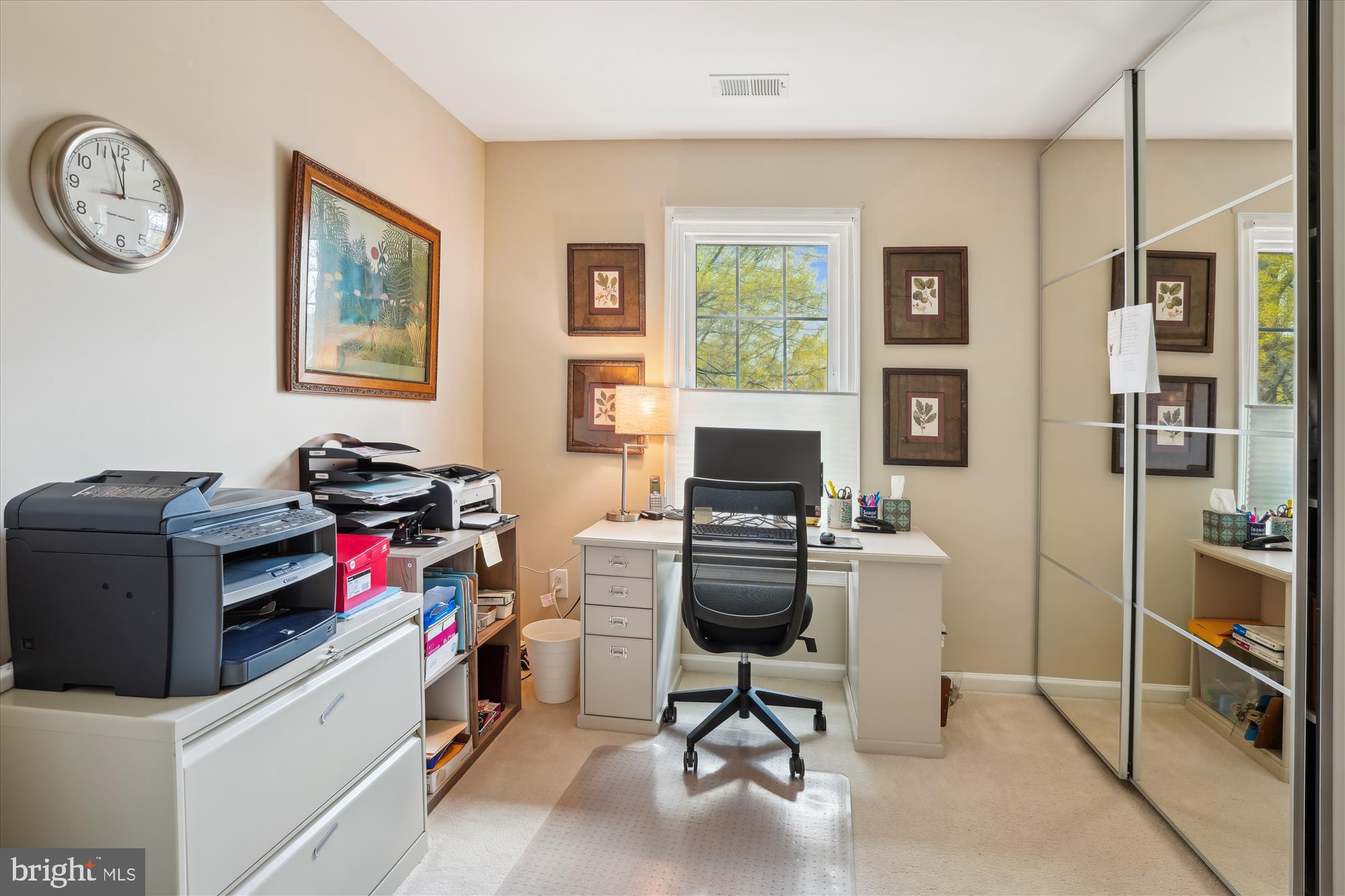 217 Highland Ridge Avenue Gaithersburg, MD 20878 - Photo 15 of 47 Home office or 3rd bedroom with super closet