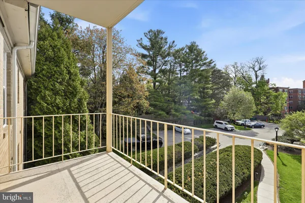 $350,000 | 449 Montgomery Avenue, Unit 306, Haverford, PA 19041