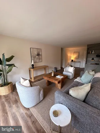 $350,000 | 449 Montgomery Avenue, Unit 306, Haverford, PA 19041