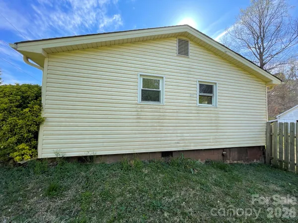 $184,900 | 3542 Orchard Road, Iron Station, NC 28080