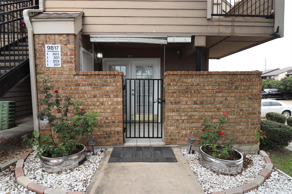 9817 Walnut Street, Unit 103 Dallas, TX 75243 - Photo 2 of 9