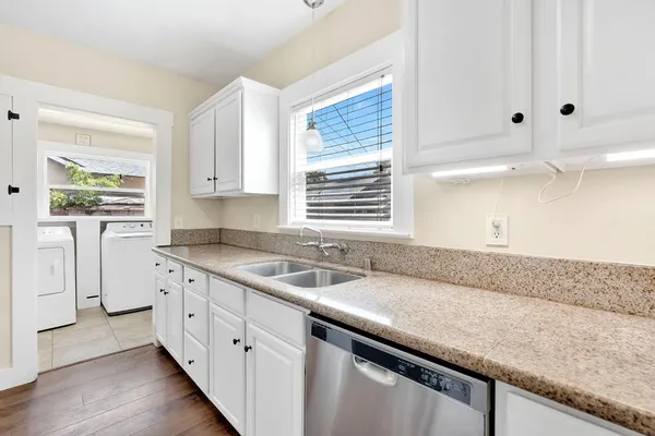 $295,000 | 4338 East Grant Avenue, Fresno, CA 93702