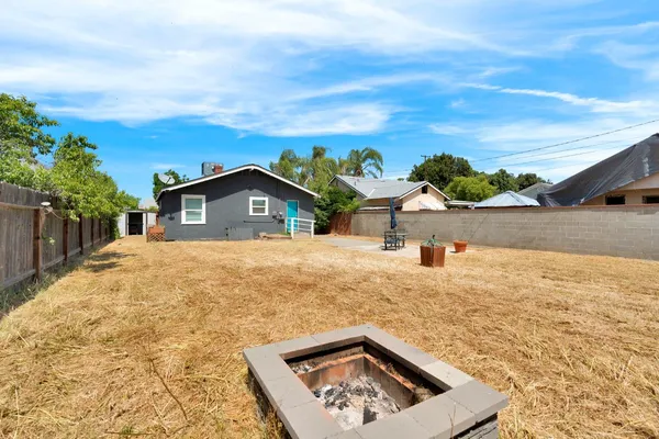 $295,000 | 4338 East Grant Avenue, Fresno, CA 93702