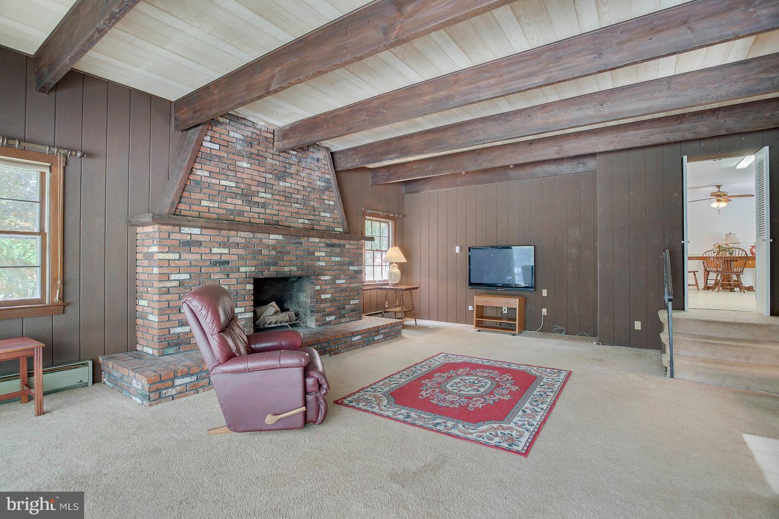 13301 Bottom Road Hydes, MD 21082 - Photo 11 of 62 Fells point bricks and Center Stage beams!