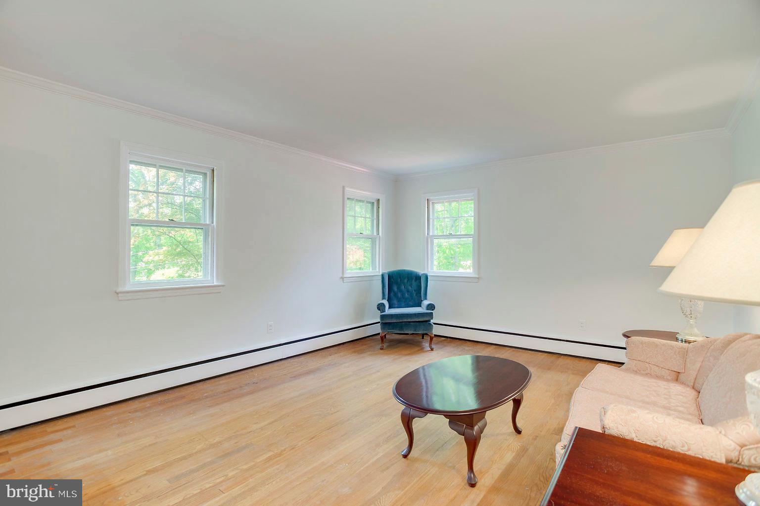 13301 Bottom Road Hydes, MD 21082 - Photo 29 of 62 Many possibilities - office, livingroom, library..