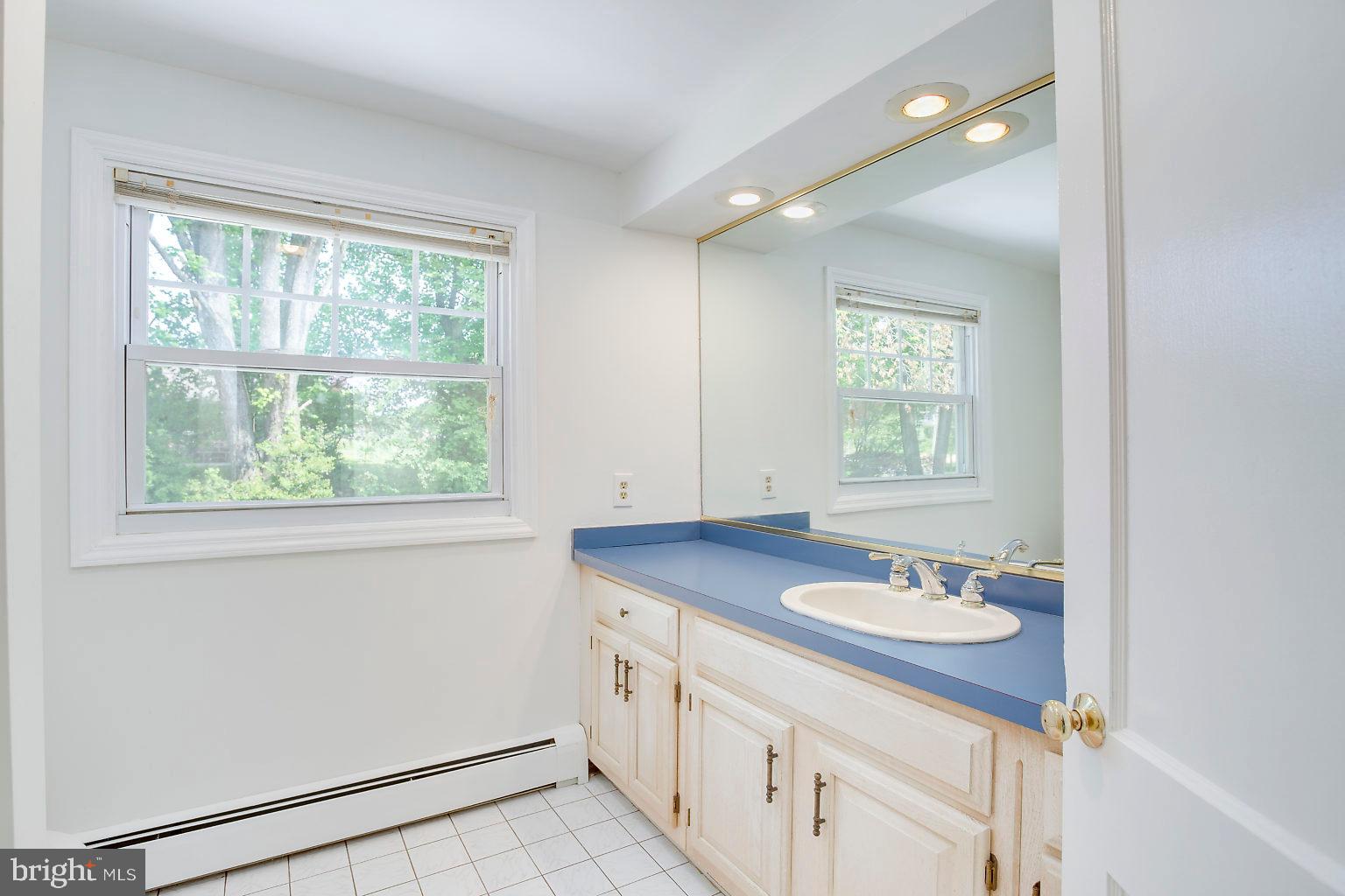 13301 Bottom Road Hydes, MD 21082 - Photo 37 of 62 Great natural light!