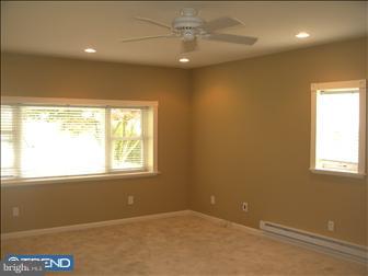 8 Austin Road Yardley, PA 19067 - Photo 2 of 6 Family Room