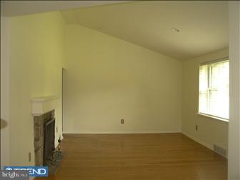 8 Austin Road Yardley, PA 19067 - Photo 4 of 6 Living Room