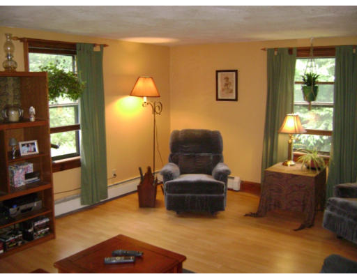 120 Ramshorn Road Charlton, MA 01507 - Photo 4 of 30