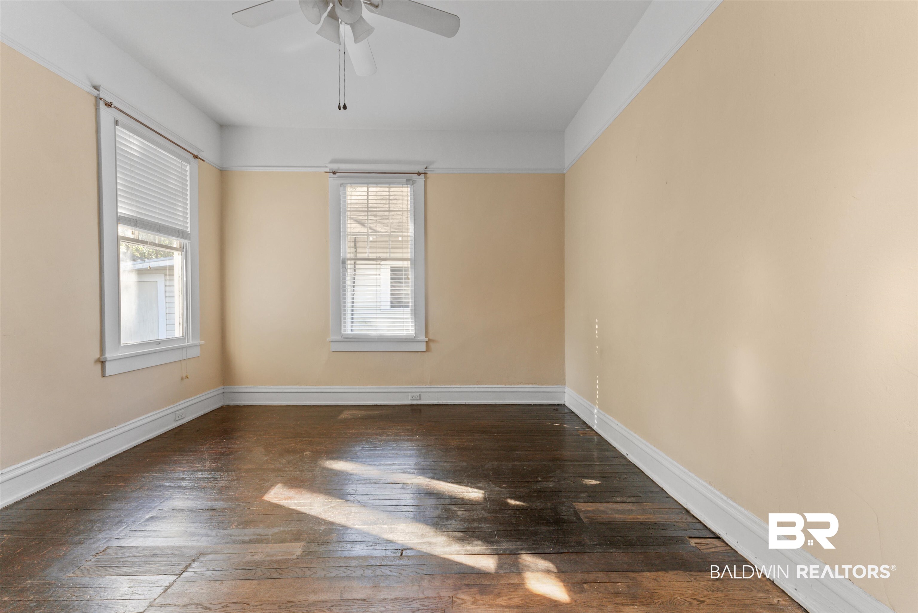 21 Houston Street Mobile, AL 36606 - Photo 19 of 38