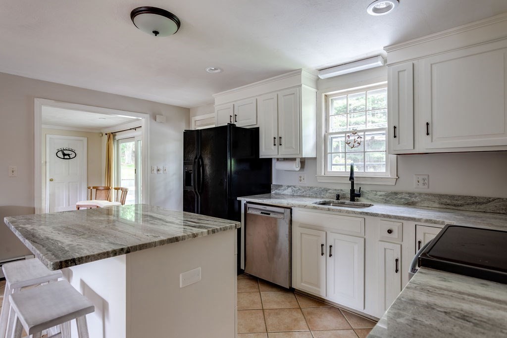 16 Concord Road Shrewsbury, MA 01545 - Photo 14 of 38 Gallery Image 14
