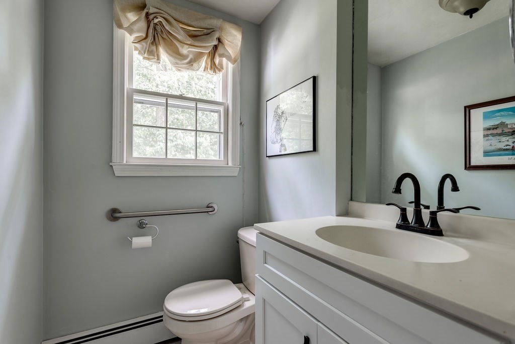 16 Concord Road Shrewsbury, MA 01545 - Photo 17 of 38 Gallery Image 17
