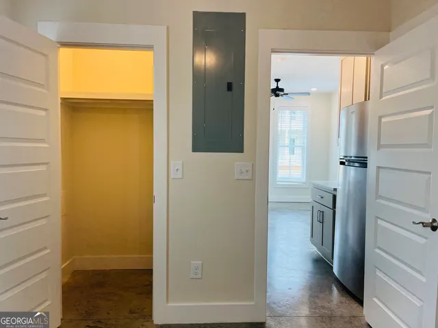 an empty room with a empty space