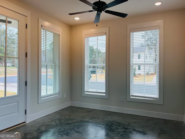 $1,150 | 102 Gardenia Lane, LaGrange, GA 30240