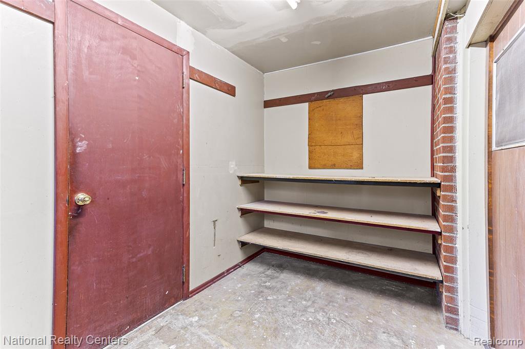 11655 Shorecrest South Lyon, MI 48178 - Photo 32 of 51 Gallery Image 32