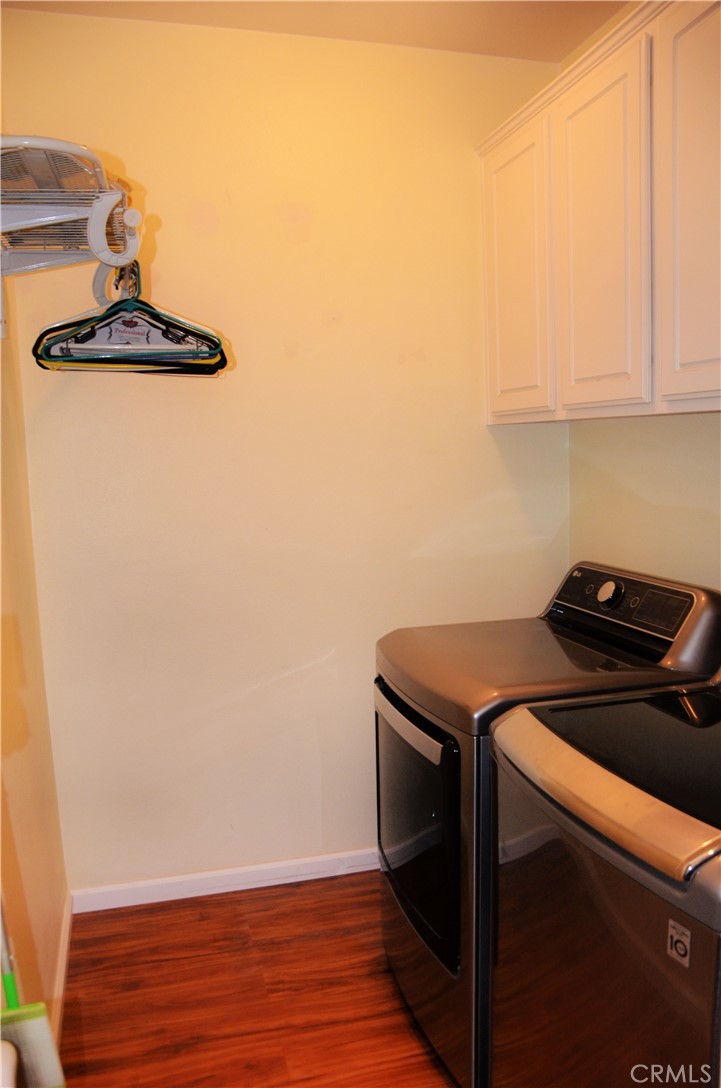 5526 Mountain View Avenue Riverside, CA 92504 - Photo 16 of 26 Laundry room.
