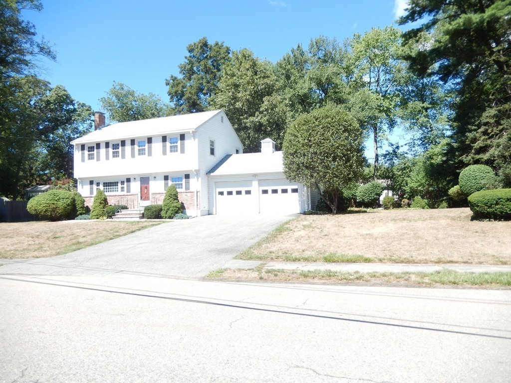 30 Pleasant Garden Road Canton, MA 02021 - Photo 4 of 20 Gallery Image 4