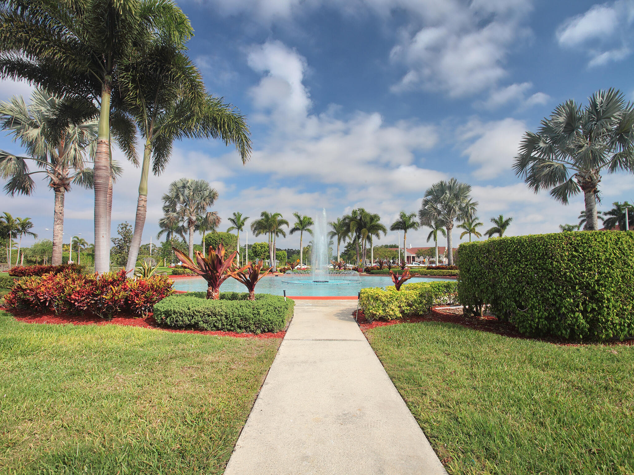 3015 Guildford East Boca Raton, FL 33434 - Photo 31 of 41 MAIN ENTRACE