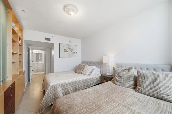 $510,000 | 3020 Northeast 32nd Avenue, Unit 1103, Fort Lauderdale, FL 33308