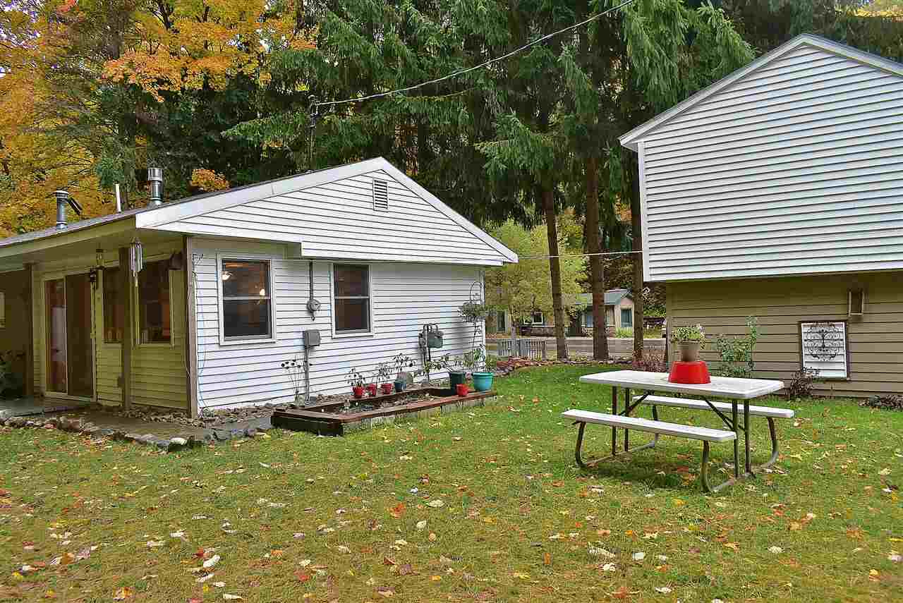 9590 East Grandview Road Traverse City, MI 49684 - Photo 33 of 35 1881065-32.JPG