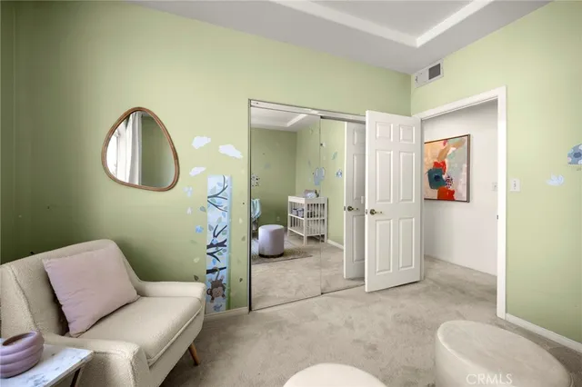 $6,400 | 12919 Bloomfield Street, Studio City, CA 91604