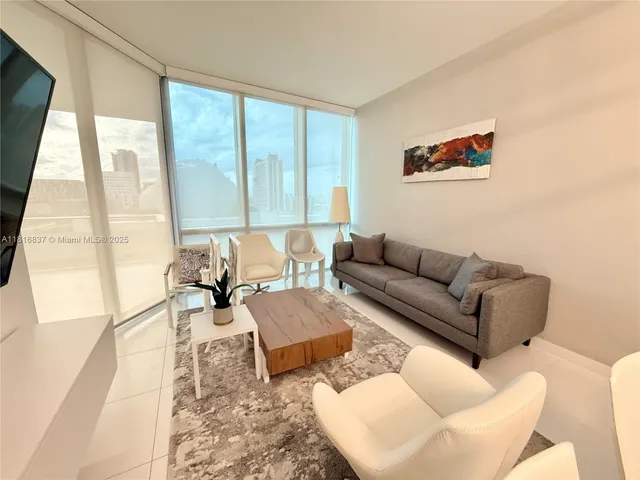 $6,950 | 851 Northeast 1st Avenue, Unit 1108, Miami, FL 33132