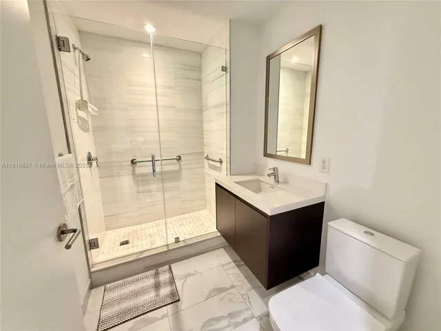$6,950 | 851 Northeast 1st Avenue, Unit 1108, Miami, FL 33132