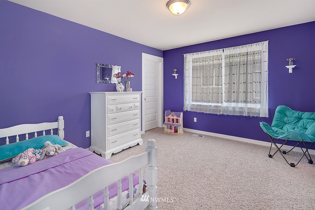 22225 38th Avenue Southeast Bothell, WA 98021 - Photo 14 of 19