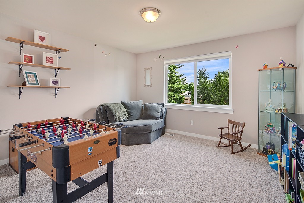 22225 38th Avenue Southeast Bothell, WA 98021 - Photo 16 of 19