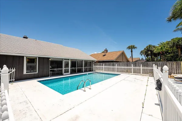 $6,800 | 901 Sandy Oaks Drive, Jupiter, FL 33477