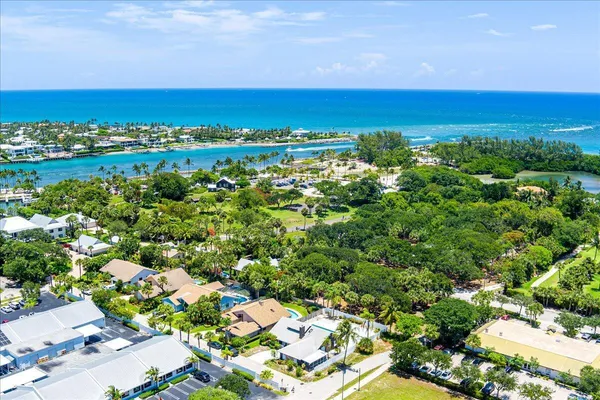 $6,800 | 901 Sandy Oaks Drive, Jupiter, FL 33477