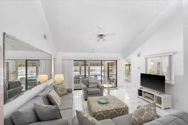 $6,800 | 901 Sandy Oaks Drive, Jupiter, FL 33477