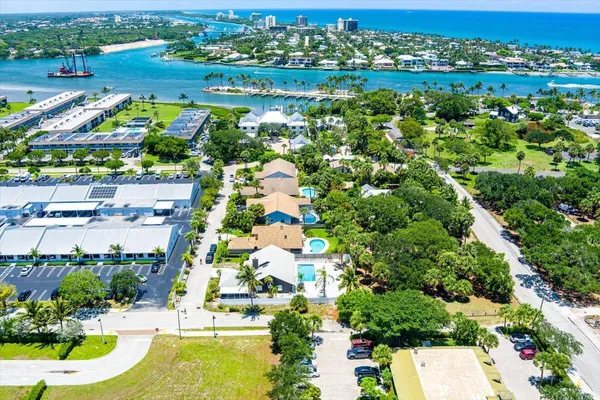 $6,800 | 901 Sandy Oaks Drive, Jupiter, FL 33477