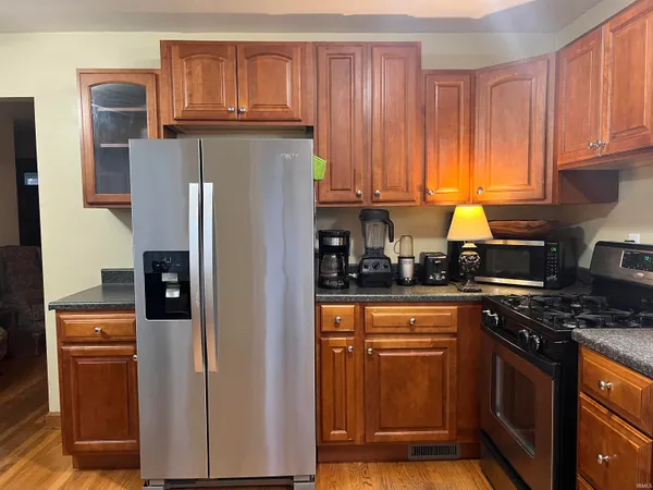 $249,900 | 530 Chippewa Drive, Jeffersonville, IN 47130