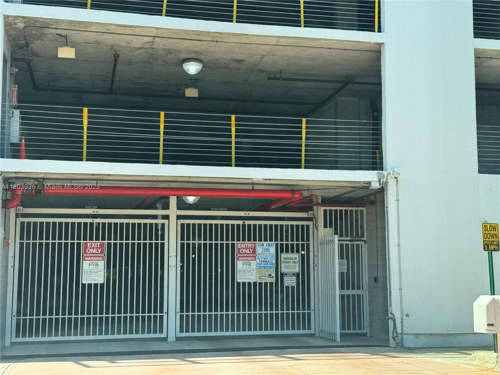 2641 North Flamingo Road, Unit 1001N Sunrise, FL 33323 - Photo 33 of 84 a view of a balcony