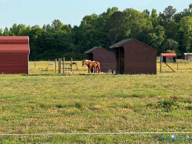 19886 River Road Courtland, VA 23837 - Photo 18 of 29 a house view with a garden space