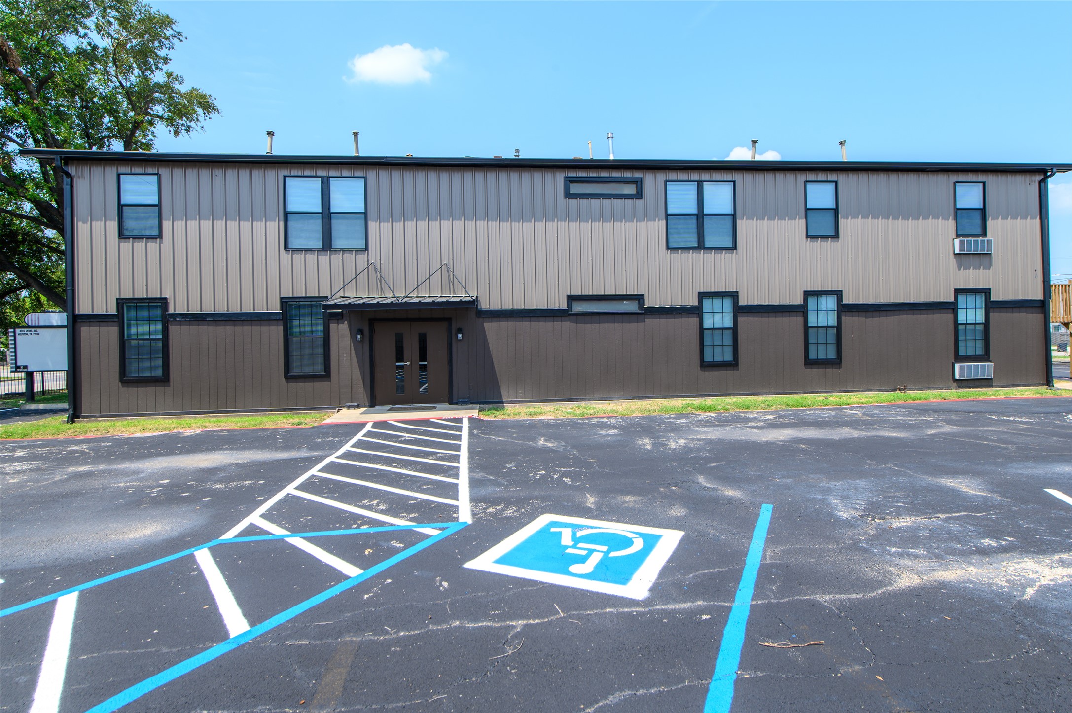 4705 Lyons Avenue, Unit 2 Houston, TX 77020 - Photo 12 of 15