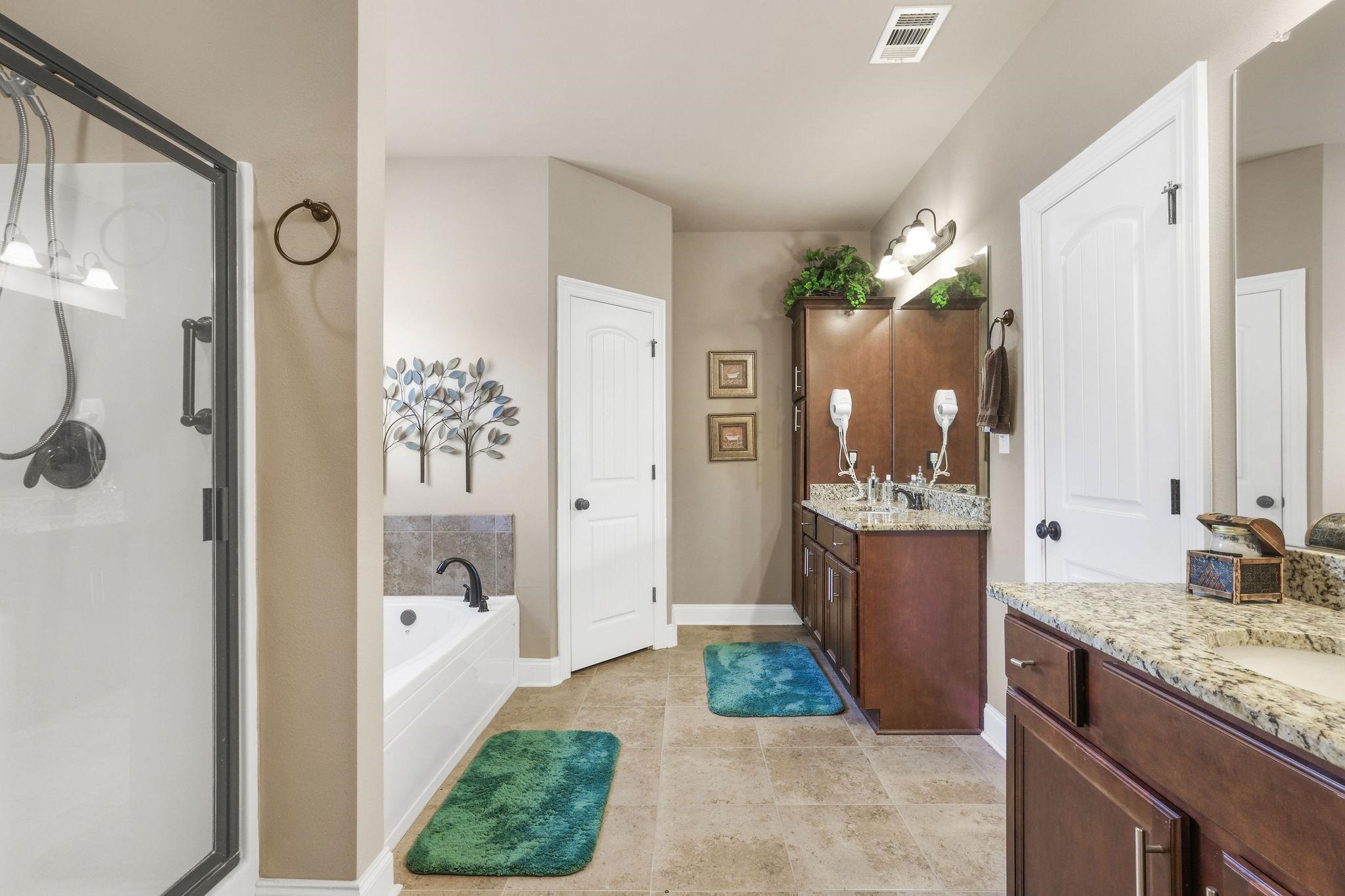 1090 Destin Avenue Foley, AL 36535 - Photo 12 of 30 Bathroom