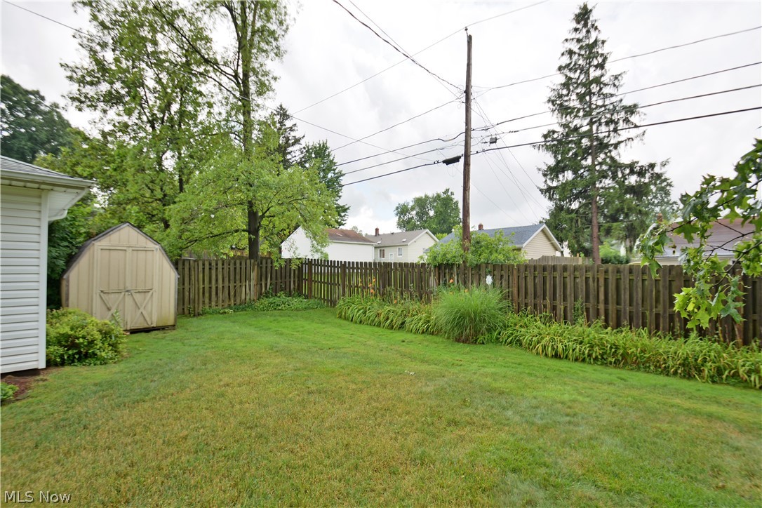 7310 Ames Road Parma, OH 44130 - Photo 28 of 29