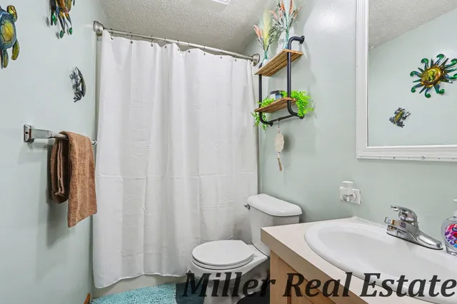 $284,900 | 5580 Osborne Road, Delton, MI 49046