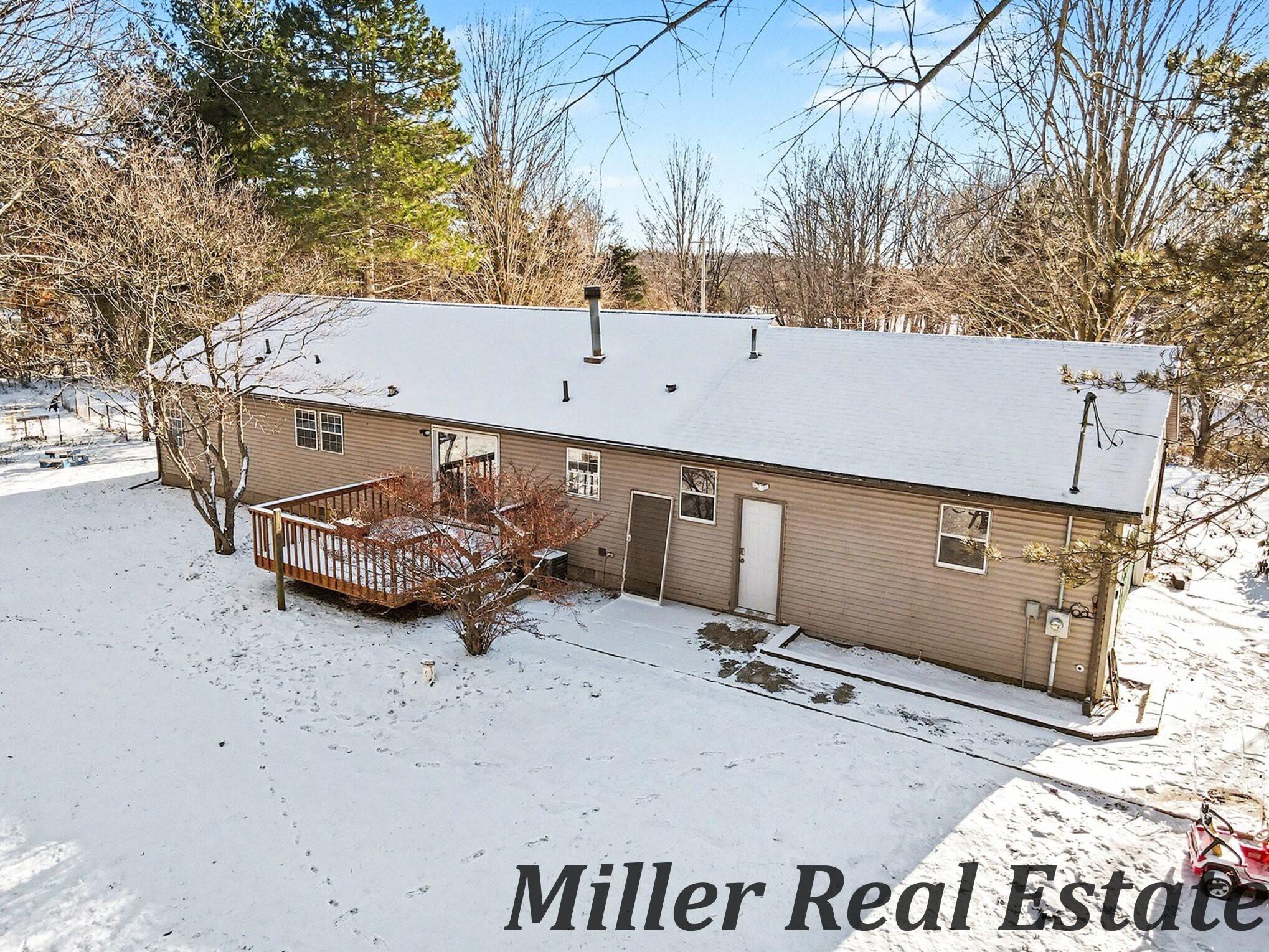 5580 Osborne Road Delton, MI 49046 - Photo 3 of 22 016_file_6371