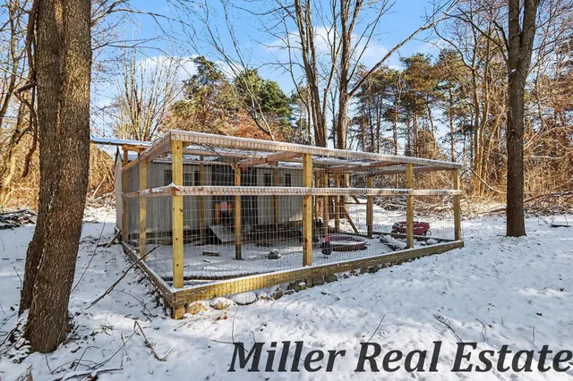 $284,900 | 5580 Osborne Road, Delton, MI 49046