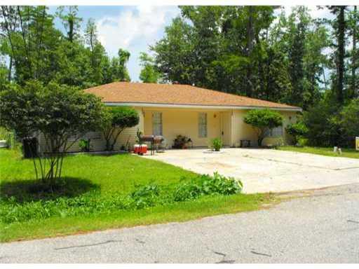 1528 Live Oak Street Slidell, LA 70460 - Photo 1 of 14