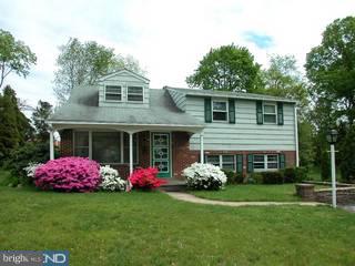1604 Dogwood Road Flourtown, PA 19031 - Photo 1 of 6 Gallery Image 1