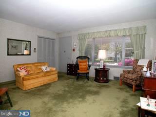 1604 Dogwood Road Flourtown, PA 19031 - Photo 2 of 6 Gallery Image 2