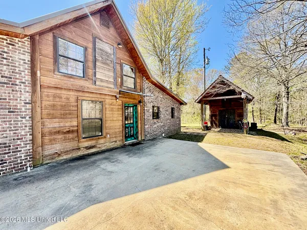 $279,500 | 54 Kennedy Road, Unit 1, Tylertown, MS 39667
