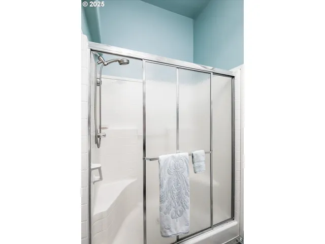 $319,000 | 3220 Crescent Avenue, Unit 34, Eugene, OR 97408