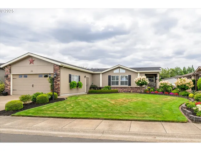 $319,000 | 3220 Crescent Avenue, Unit 34, Eugene, OR 97408
